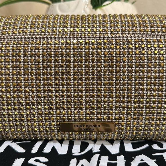 Kurt Geiger Kensington Wallet on a Chain - Picture 13 of 13